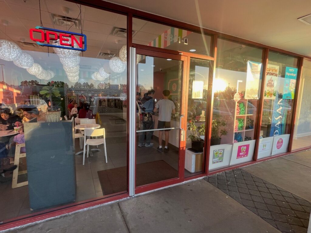 Commercial Door Repaoir